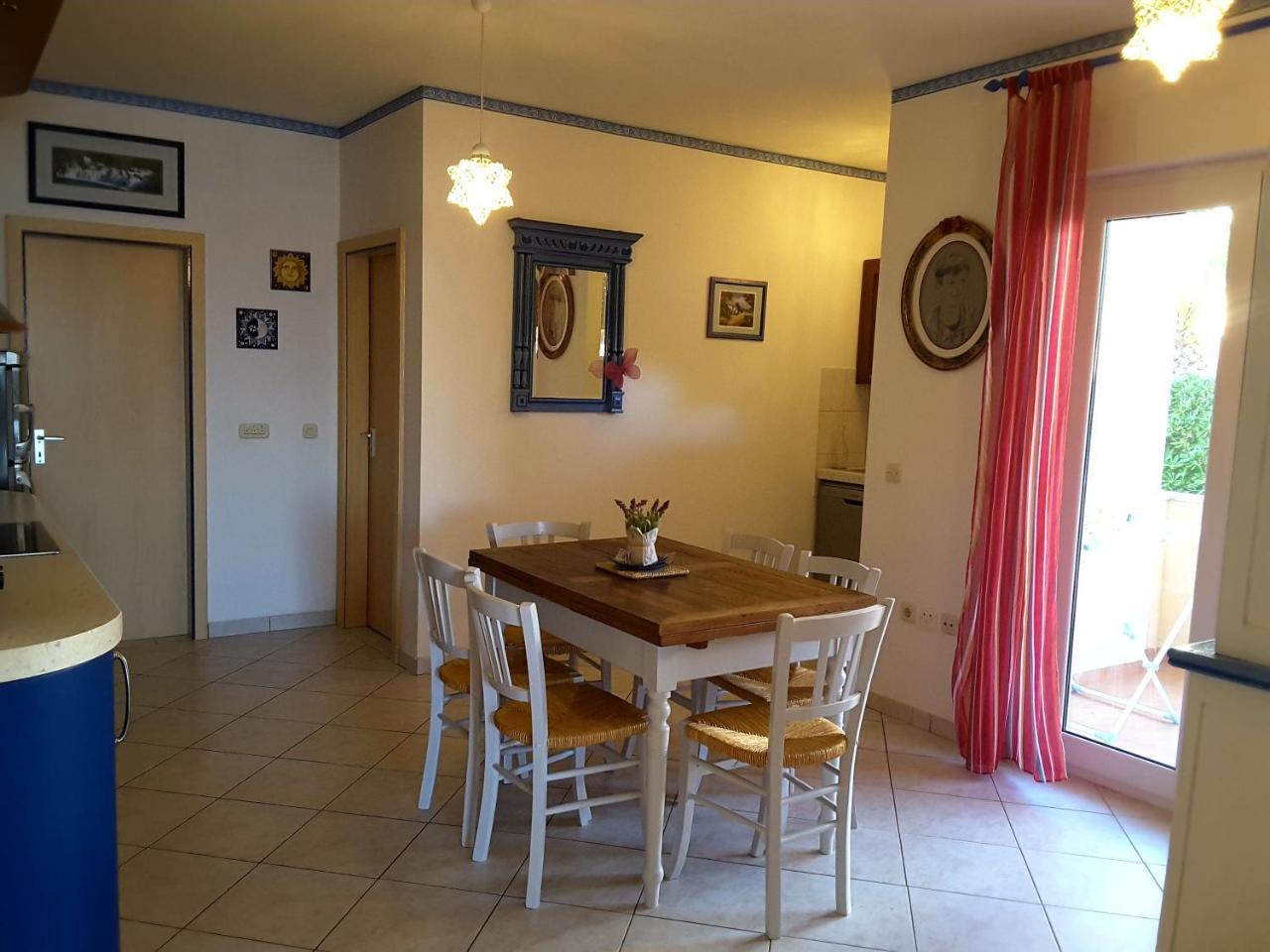 Beach Home Noemie Vir Zewnętrze zdjęcie