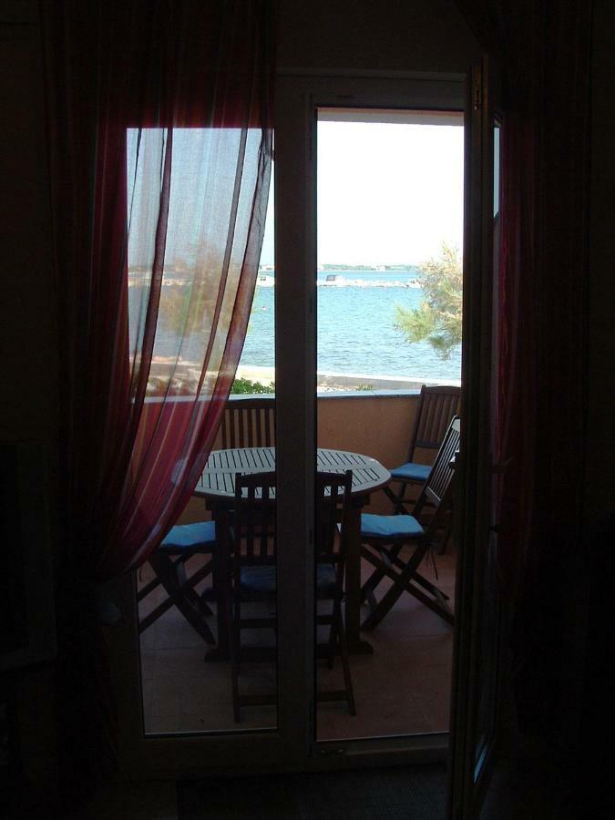 Beach Home Noemie Vir Zewnętrze zdjęcie